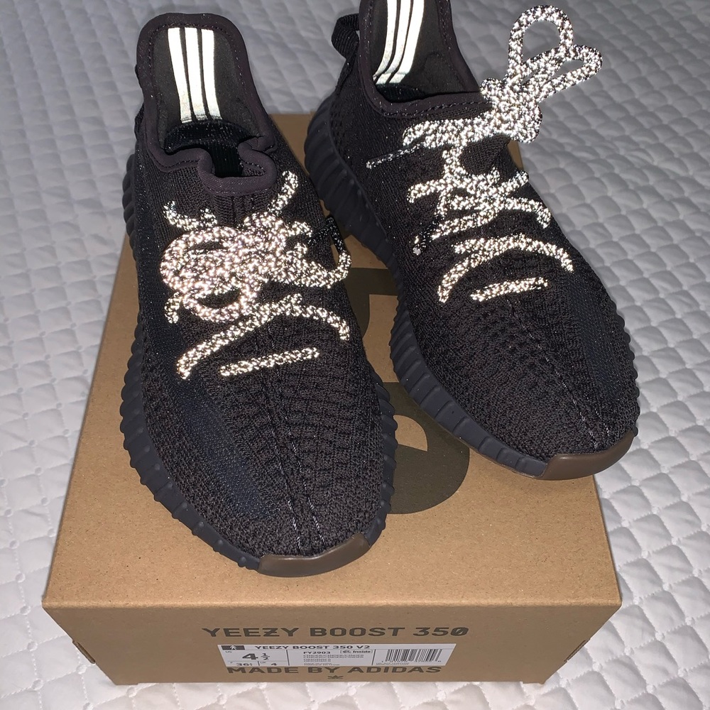 Yeezy cinder 350 V2